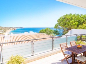 3 Bedroom Sea View Villa with Pool in Salema, Algarve, Portugal